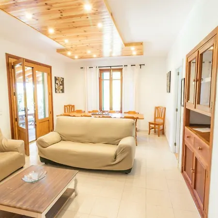 Casa Aurora Santanyi